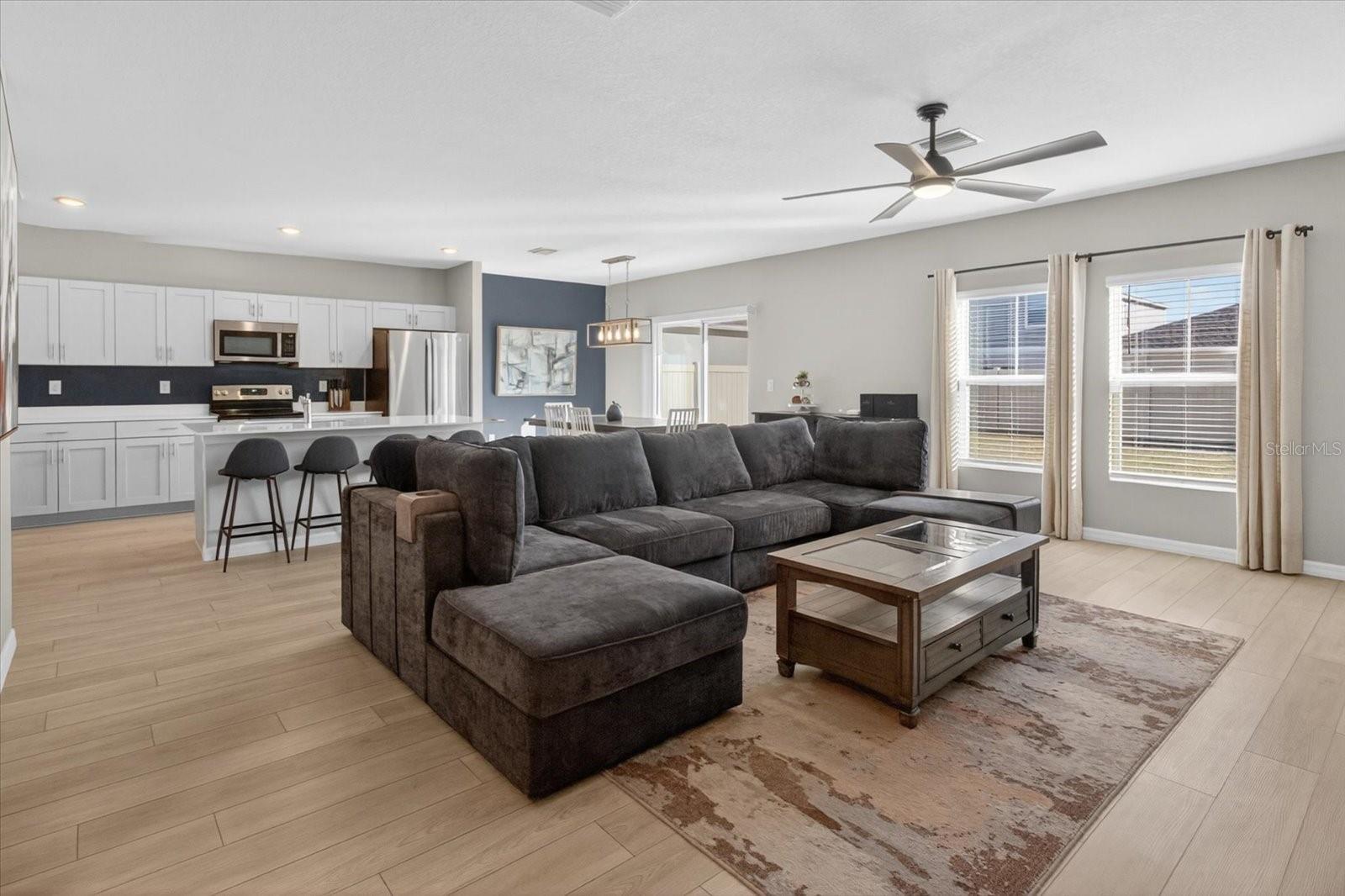 Image 4 of 55 For 7860 Peace Lily Avenue