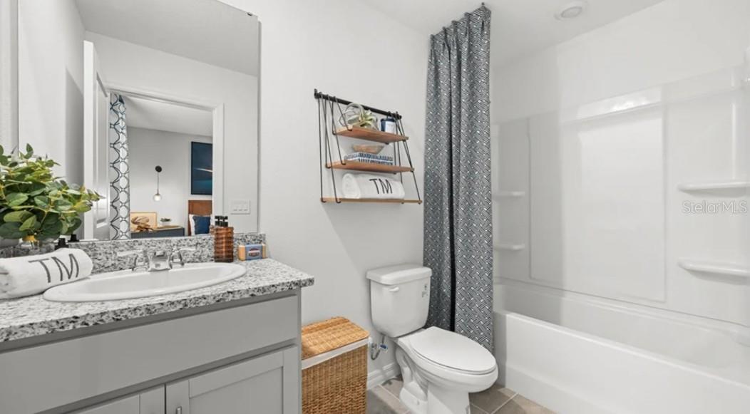 Image 12 of 23 For 13231 Forge Avenue