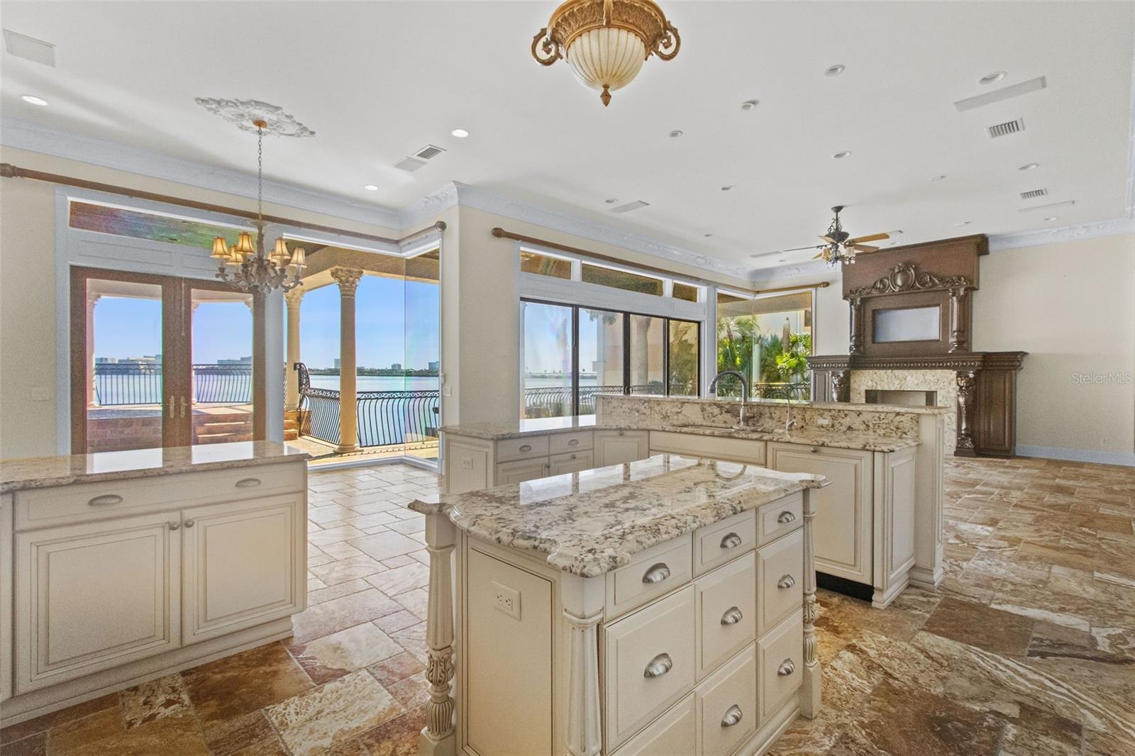 Image 24 of 74 For 4107 Causeway Vista Drive