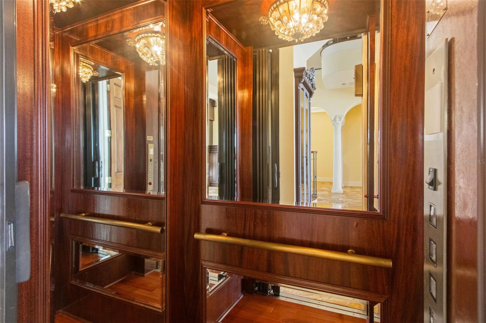 Image 29 of 74 For 4107 Causeway Vista Drive