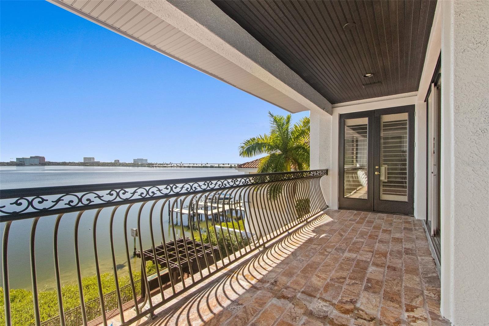 Image 43 of 74 For 4107 Causeway Vista Drive