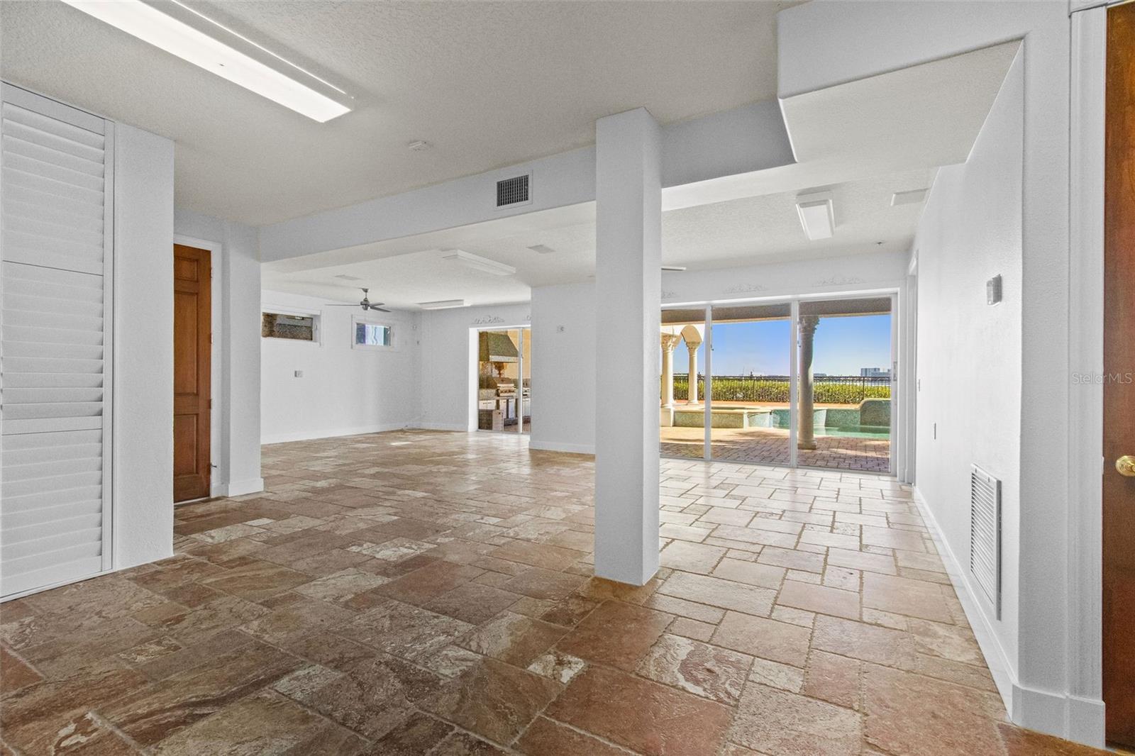 Image 53 of 74 For 4107 Causeway Vista Drive