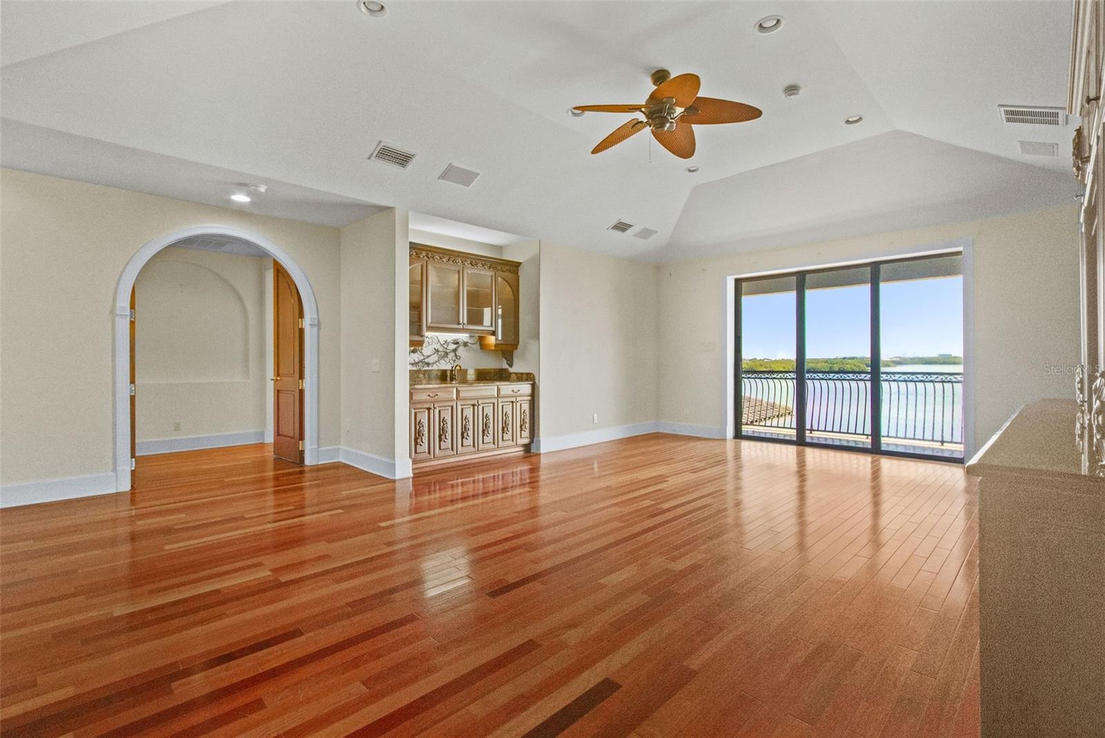 Image 58 of 74 For 4107 Causeway Vista Drive