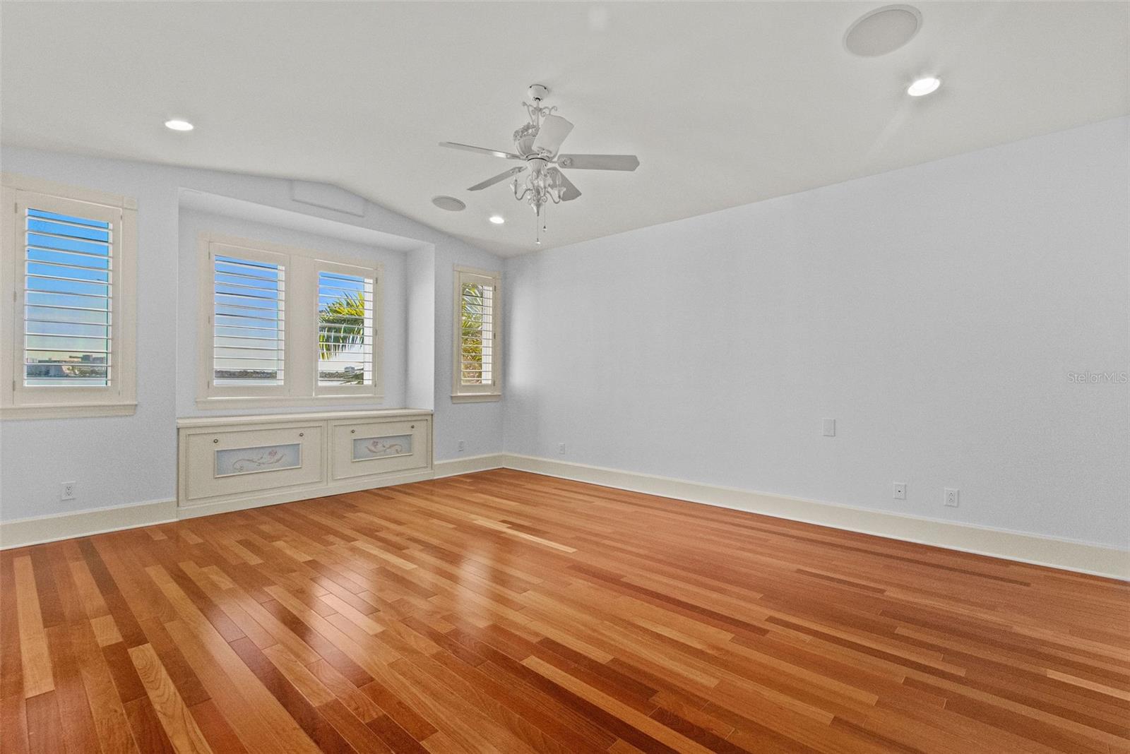 Image 59 of 74 For 4107 Causeway Vista Drive