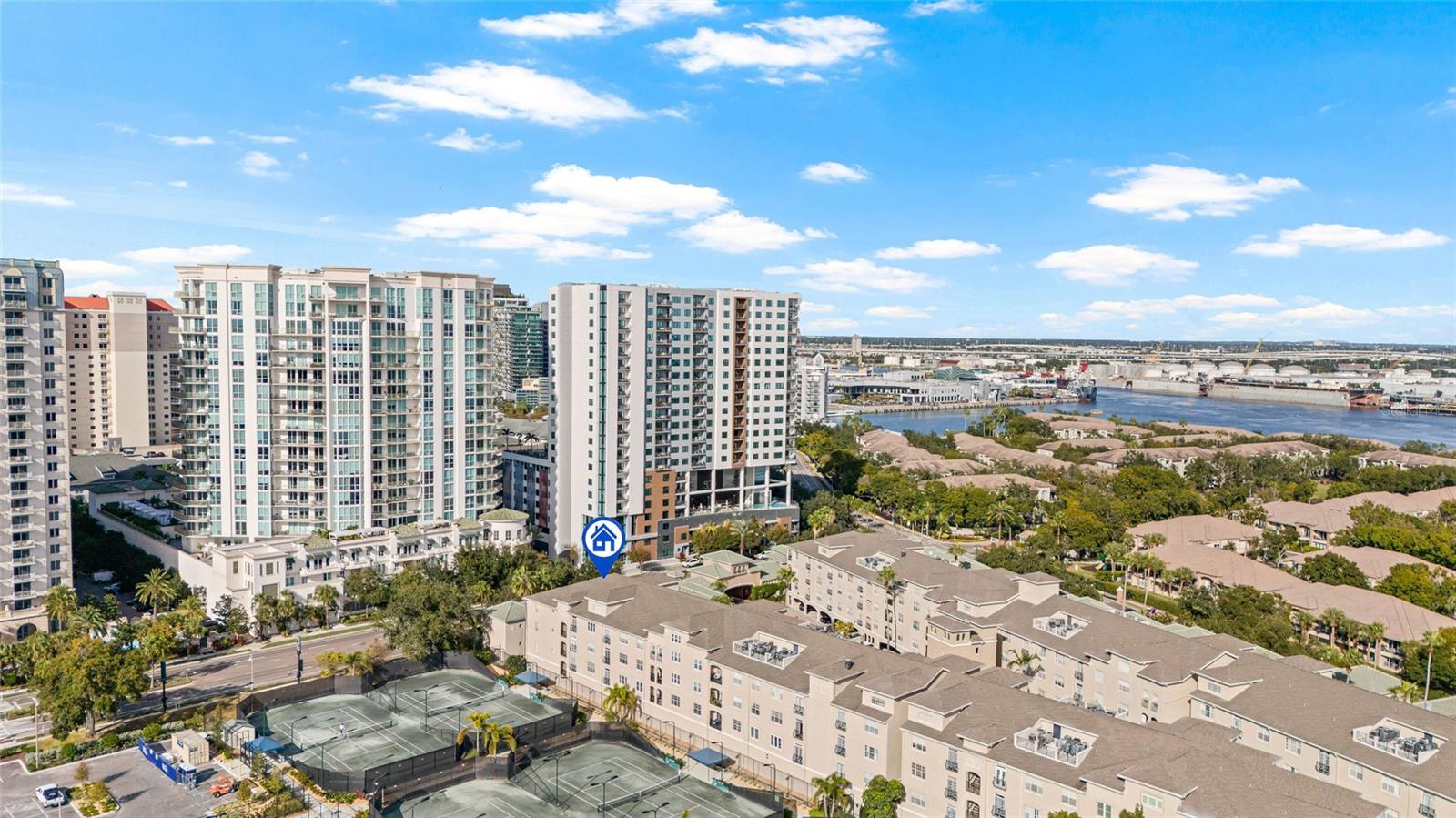 Image 37 of 44 For 501 Knights Run Avenue 2208