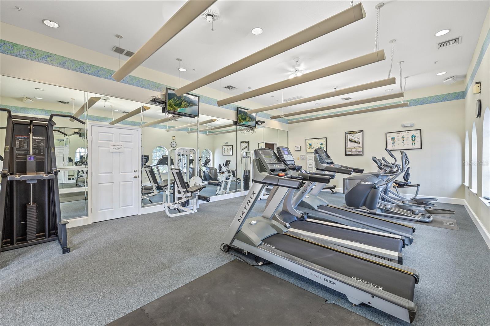 Image 38 of 44 For 501 Knights Run Avenue 2208