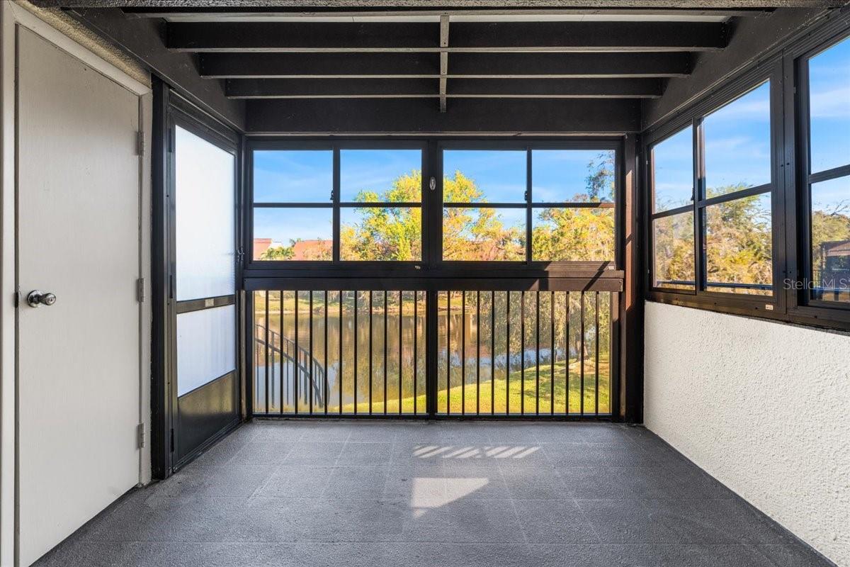 Image 10 of 42 For 875 Village Drive N 204