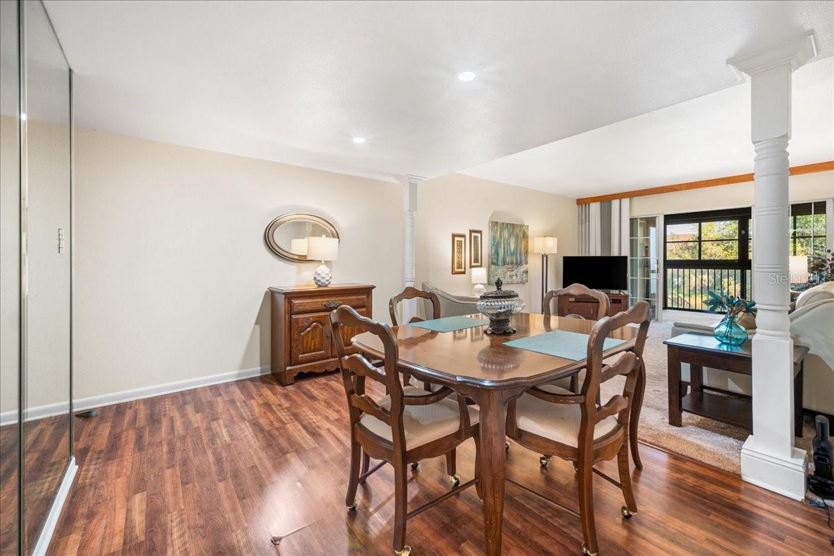 Image 8 of 42 For 875 Village Drive N 204