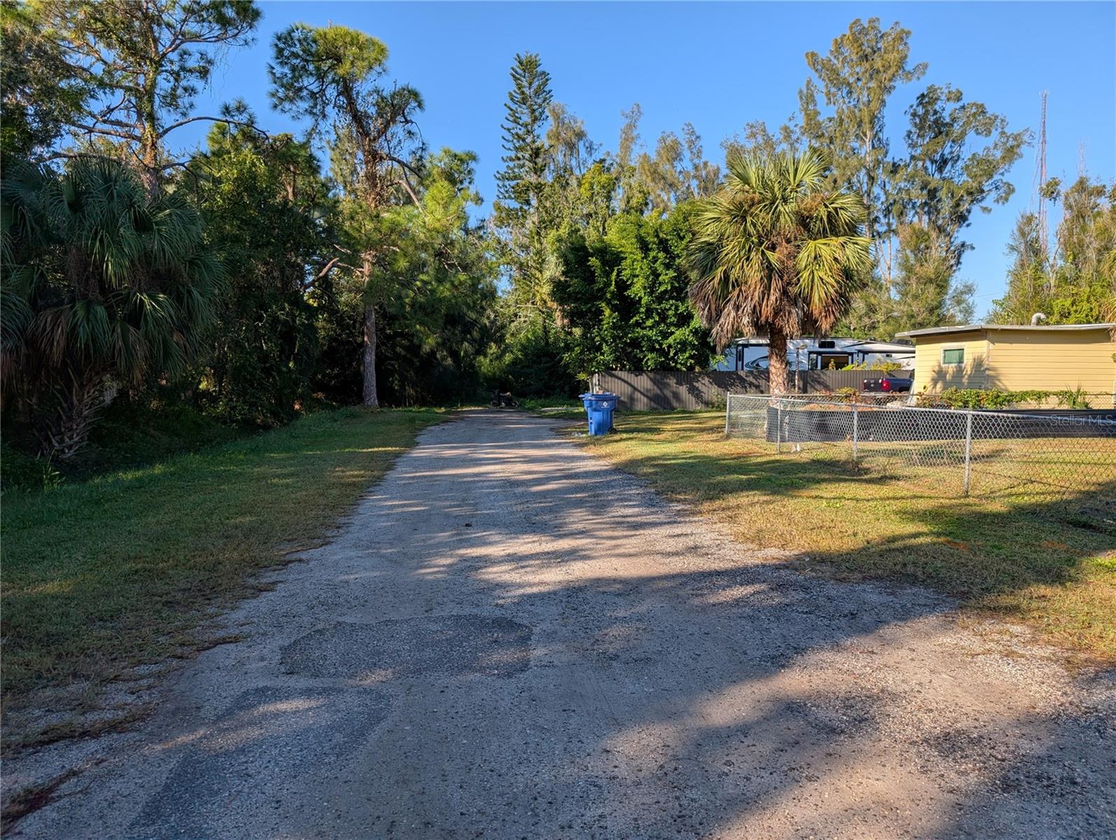 Listing photo id 13 for 1331 Mentone Drive Ne