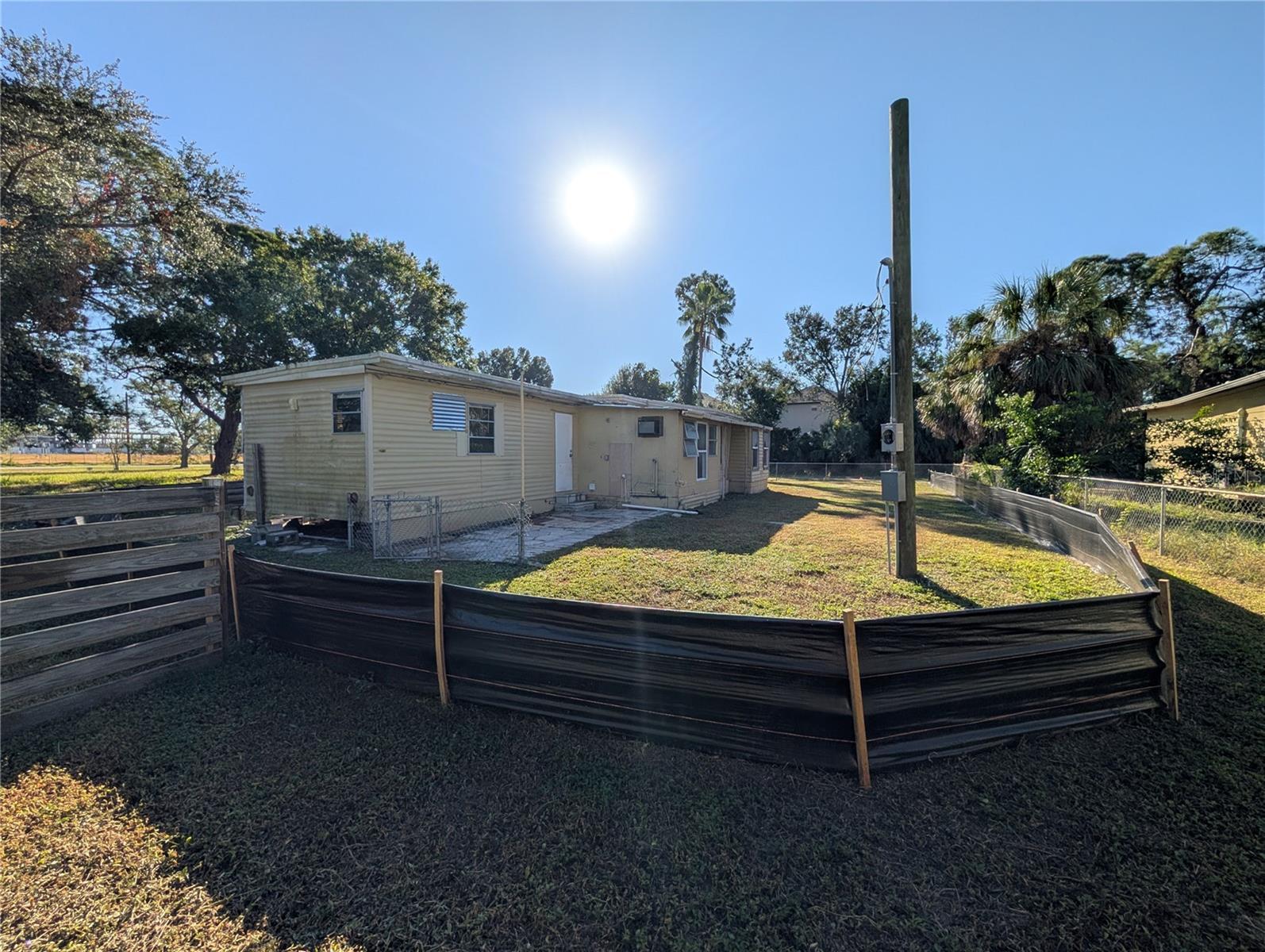 Listing photo id 15 for 1331 Mentone Drive Ne