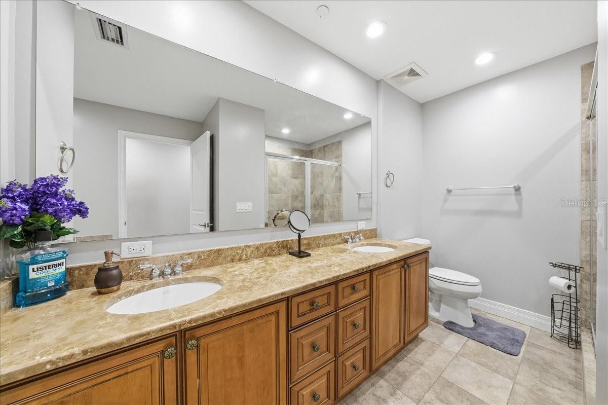 Image 17 of 48 For 449 12th Street 1804