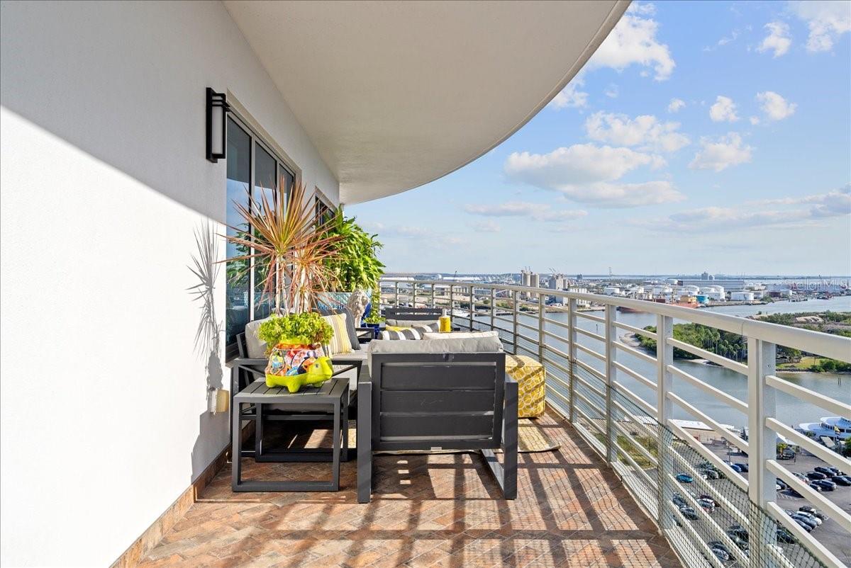 Image 27 of 48 For 449 12th Street 1804