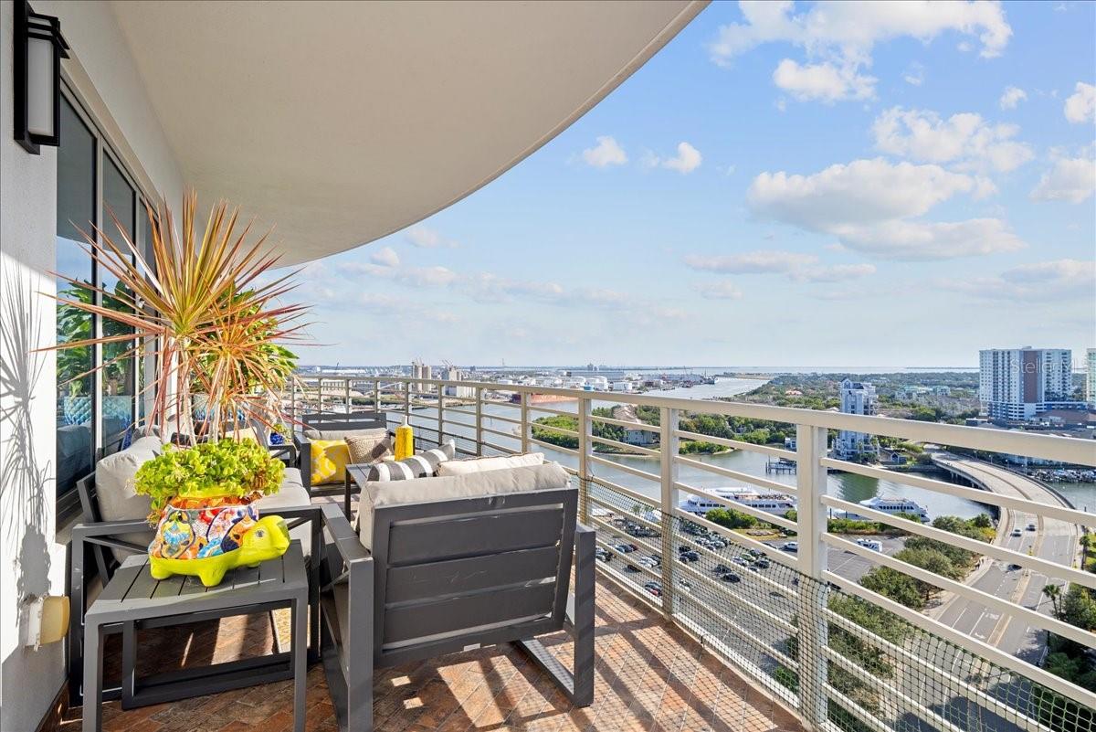 Image 31 of 48 For 449 12th Street 1804