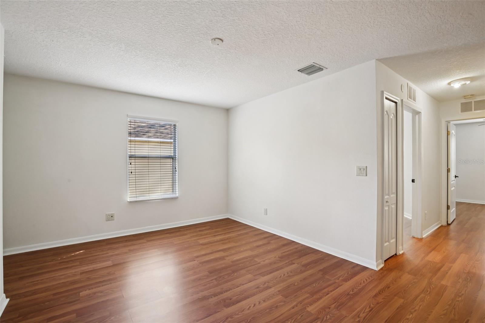 Image 13 of 35 For 10545 Shady Falls Court