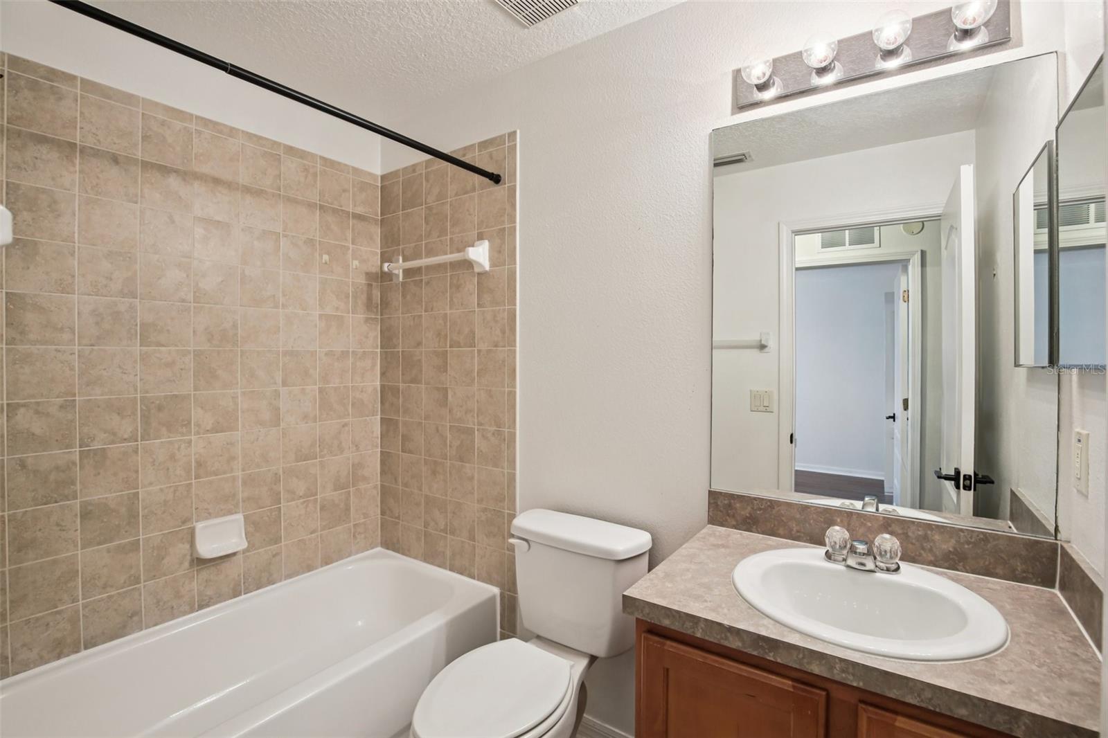 Image 17 of 35 For 10545 Shady Falls Court