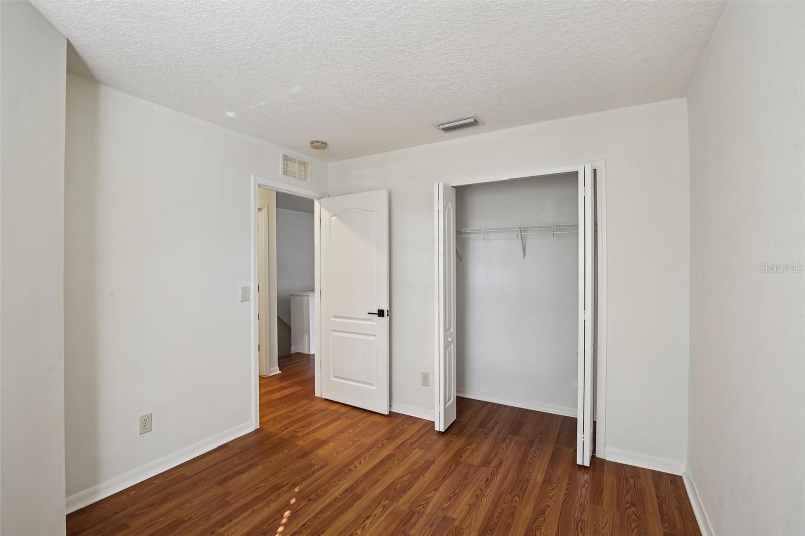 Image 18 of 35 For 10545 Shady Falls Court