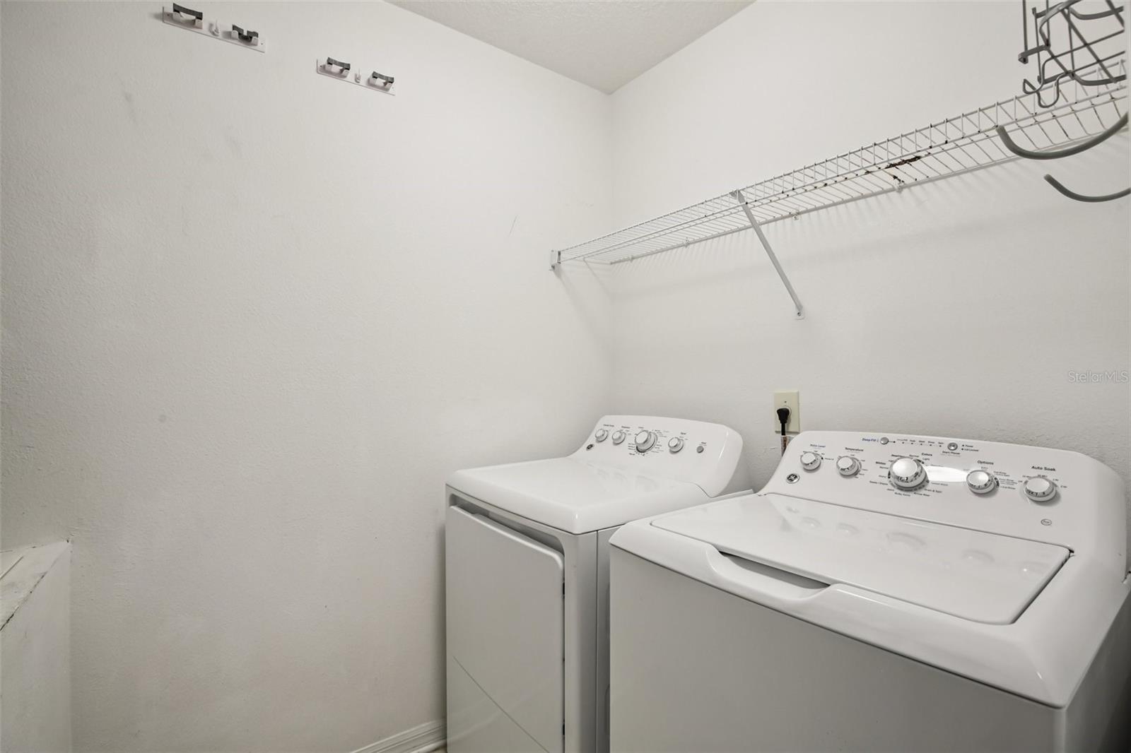 Image 25 of 35 For 10545 Shady Falls Court