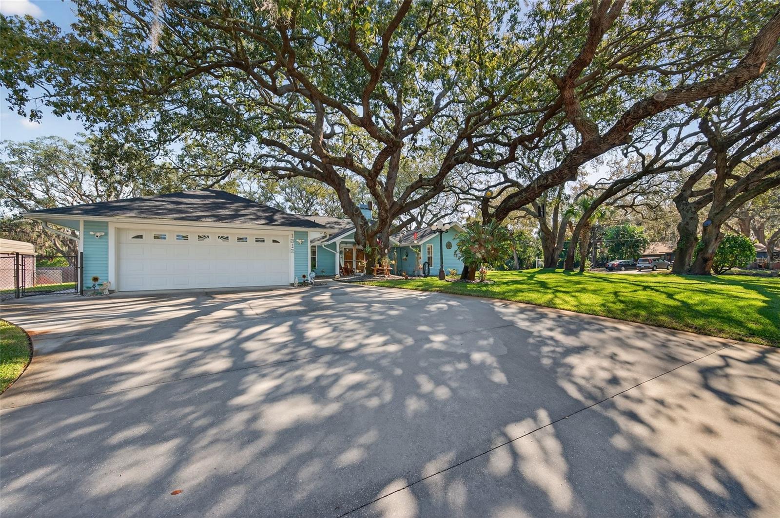 Details for 1312 Grove Avenue, TARPON SPRINGS, FL 34689