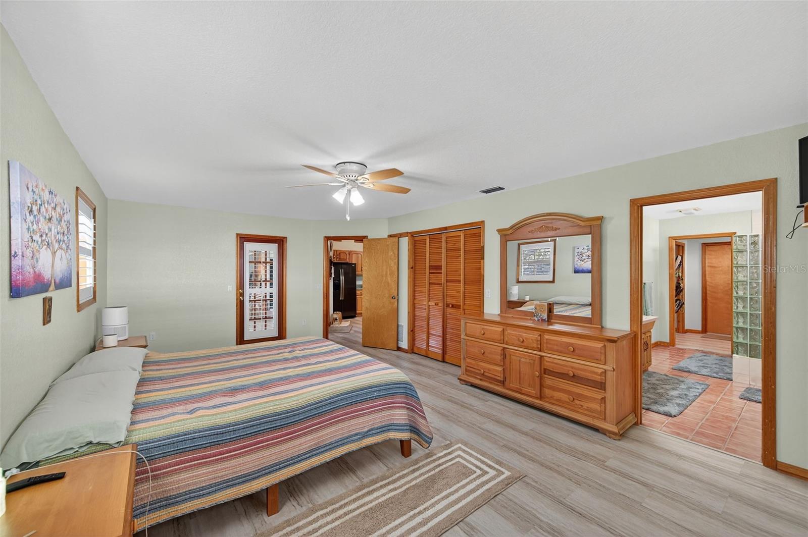 Image 19 of 57 For 1312 Grove Avenue