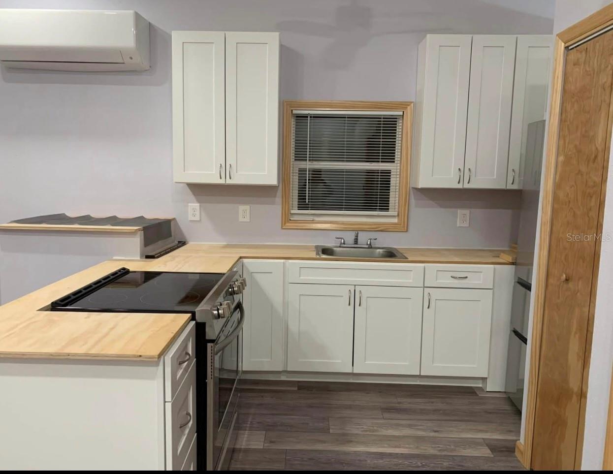 Image 50 of 57 For 1312 Grove Avenue