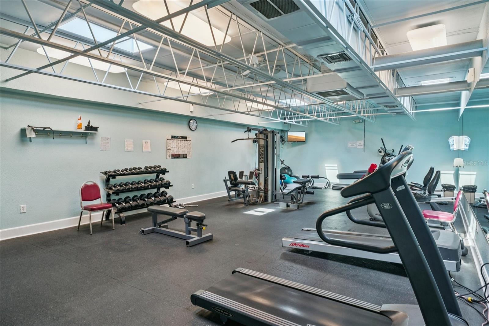 Image 62 of 76 For 5501 80th Street N 505