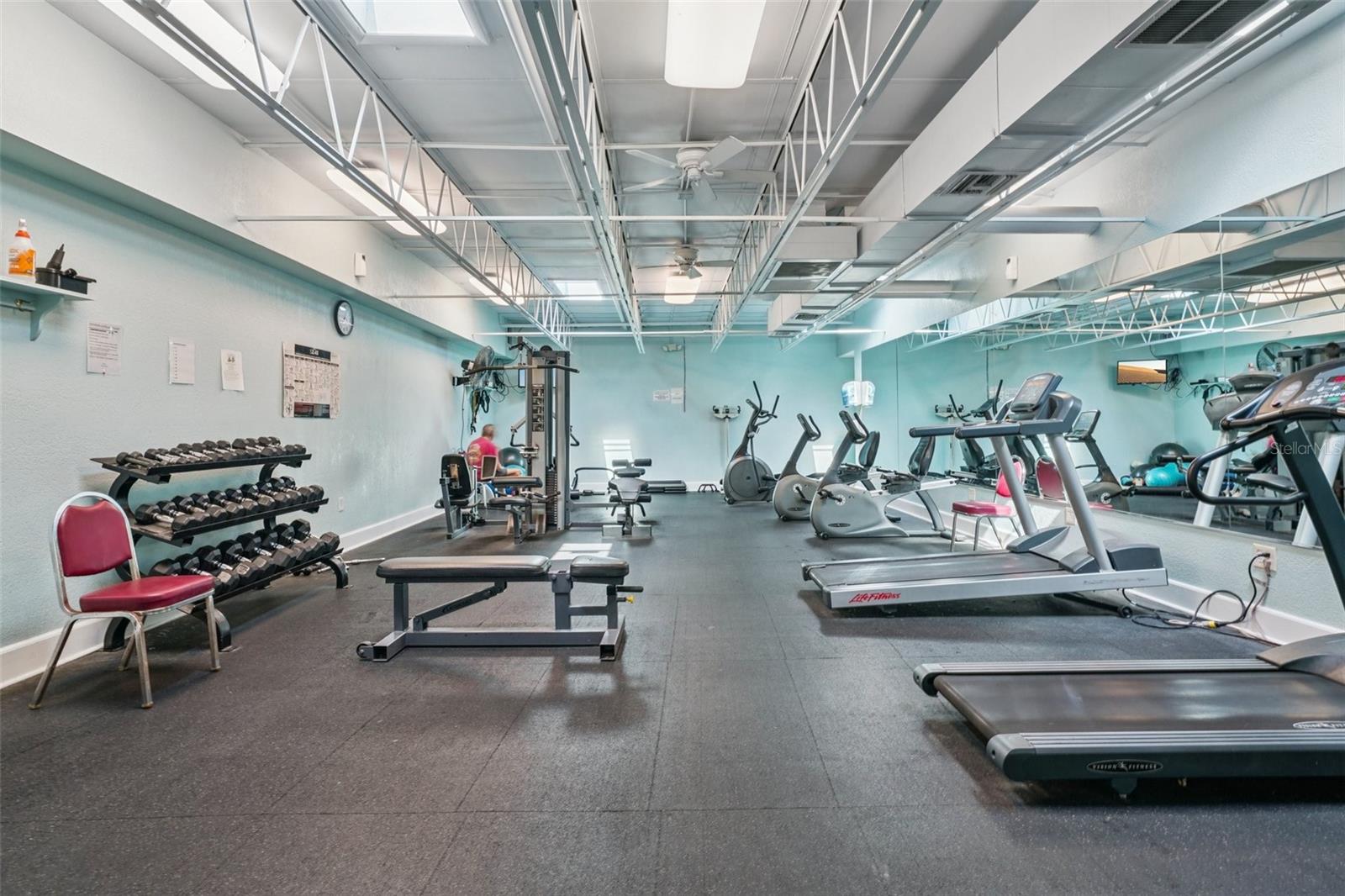 Image 63 of 76 For 5501 80th Street N 505