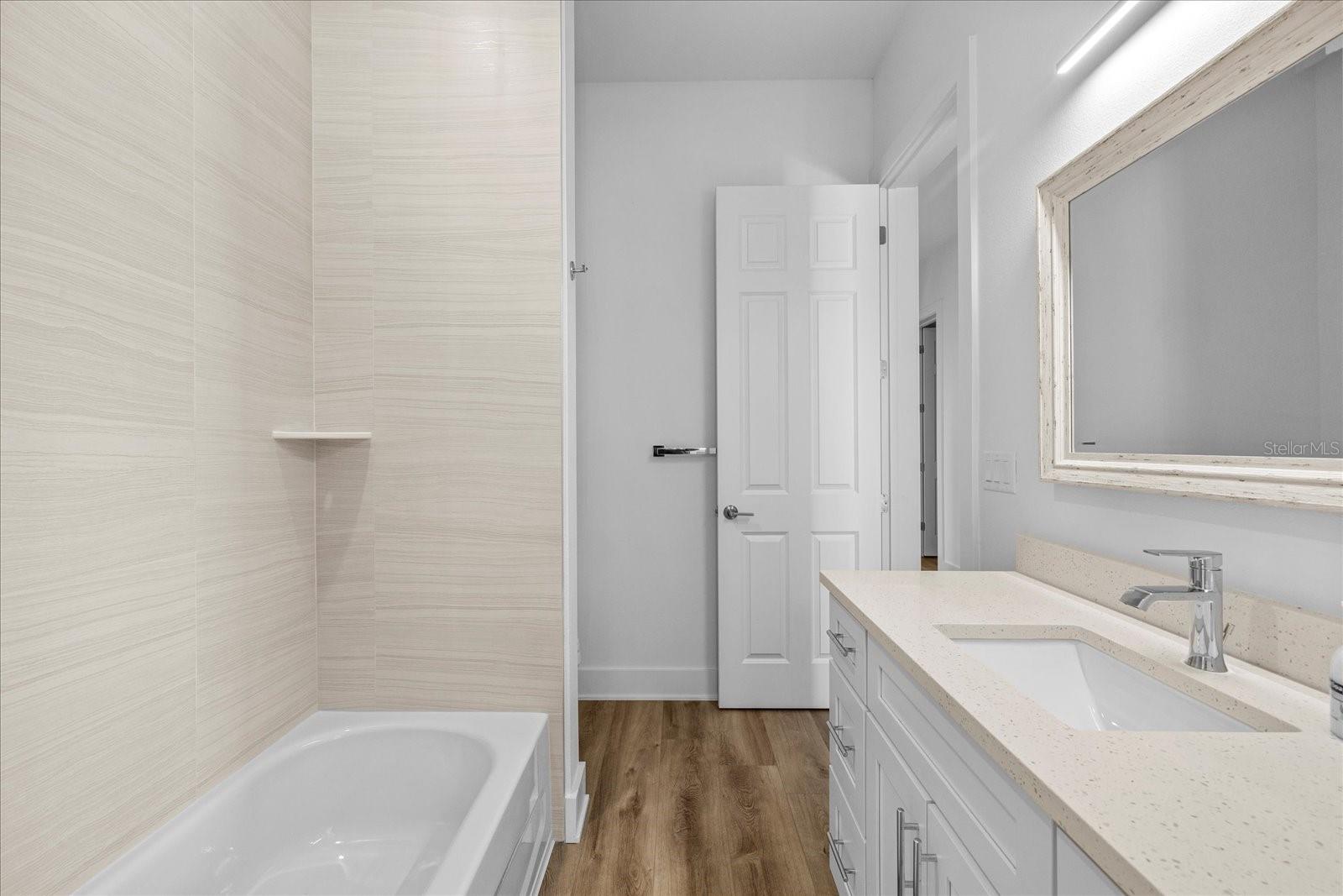 Image 22 of 49 For 15405 Gulf Boulevard B2