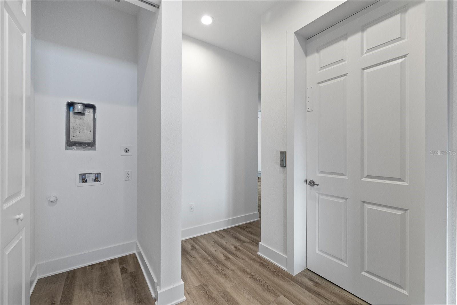 Image 25 of 49 For 15405 Gulf Boulevard B2