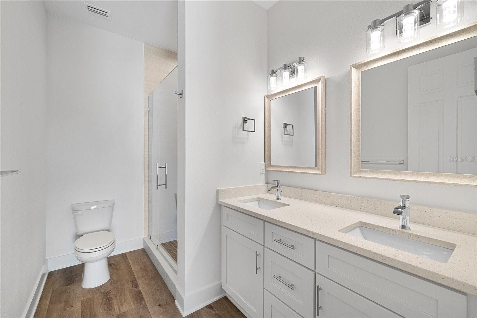 Image 34 of 49 For 15405 Gulf Boulevard B2