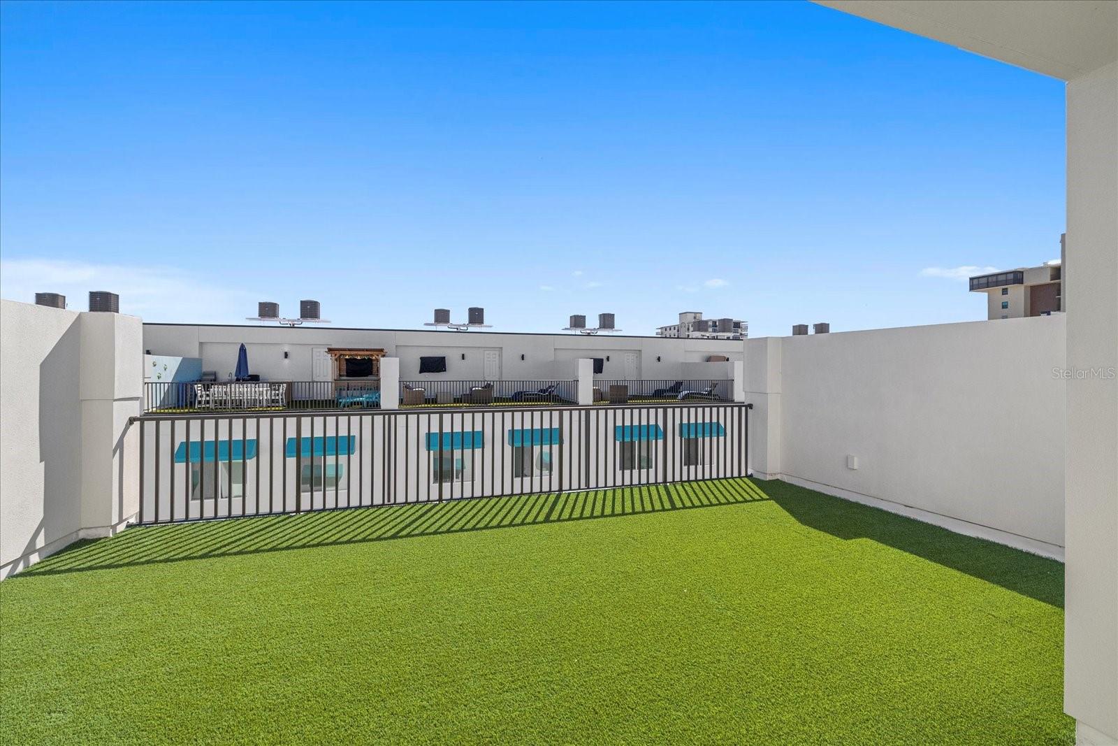 Image 46 of 49 For 15405 Gulf Boulevard B2