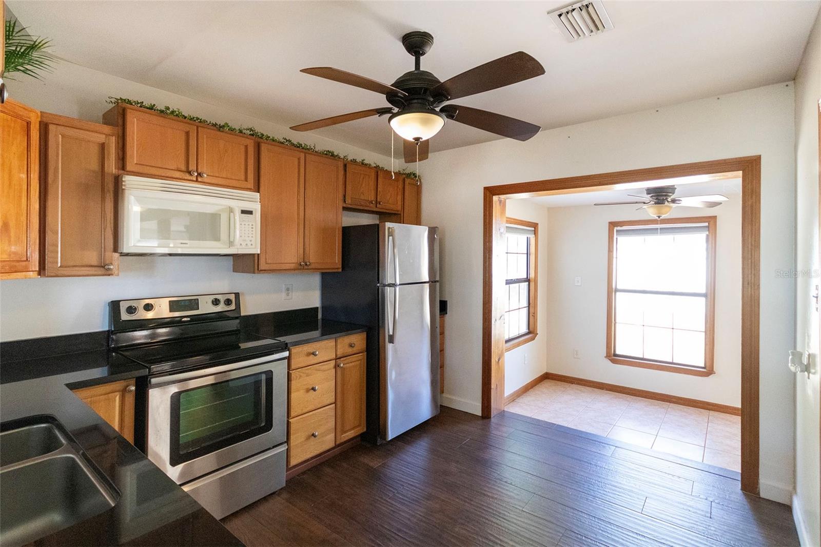 Image 11 of 29 For 1725 Bradshaw Lane N