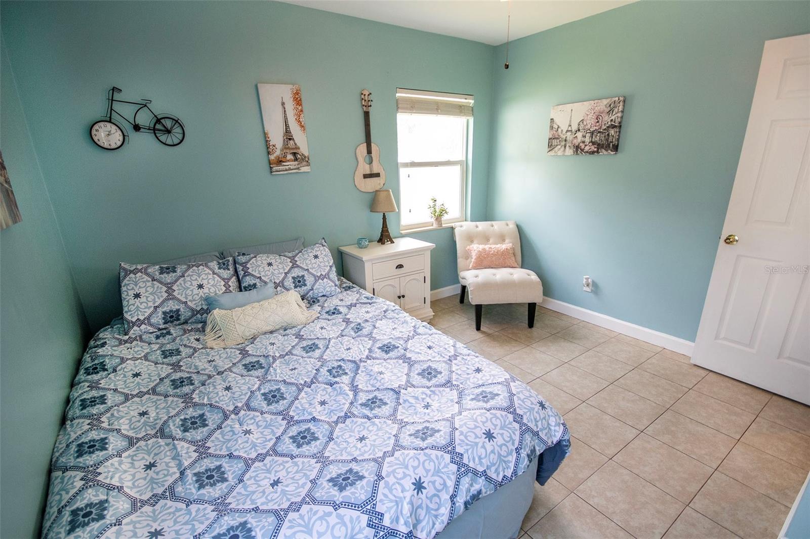 Image 24 of 29 For 1725 Bradshaw Lane N