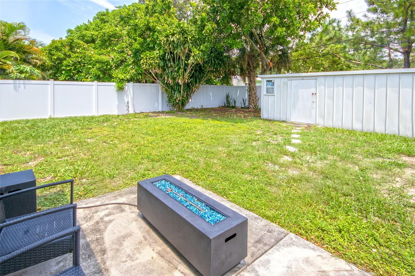 Image 27 of 29 For 1725 Bradshaw Lane N