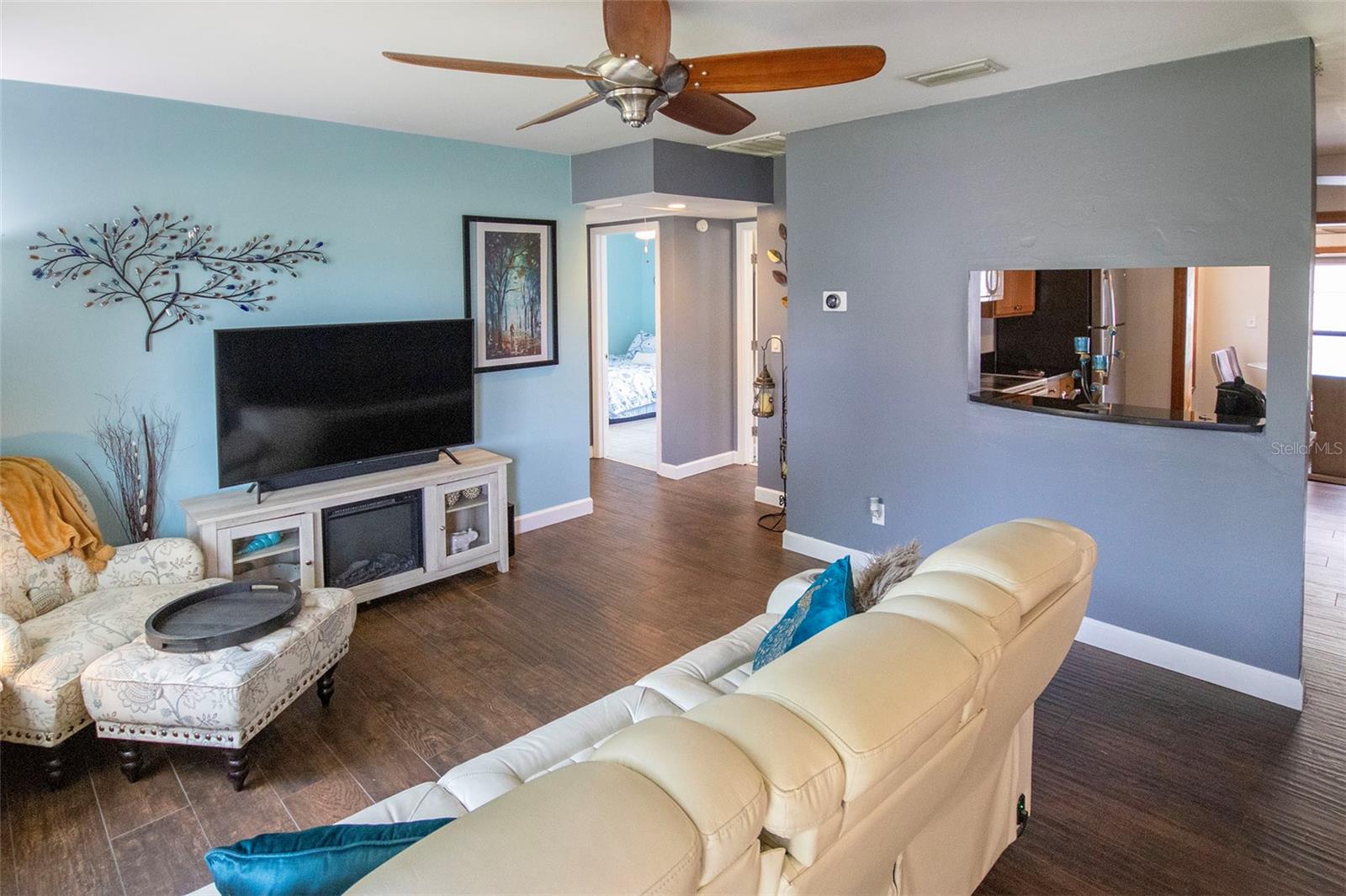 Image 3 of 29 For 1725 Bradshaw Lane N