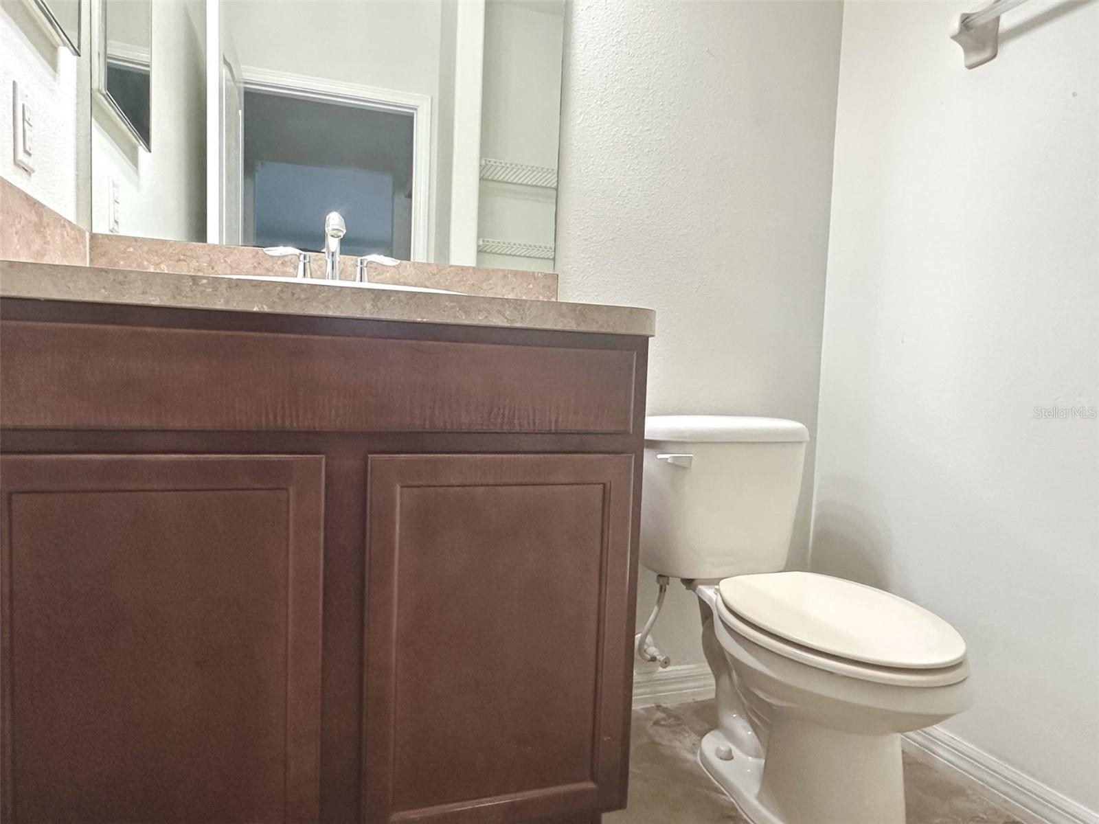 Image 7 of 16 For 20031 Date Palm Way