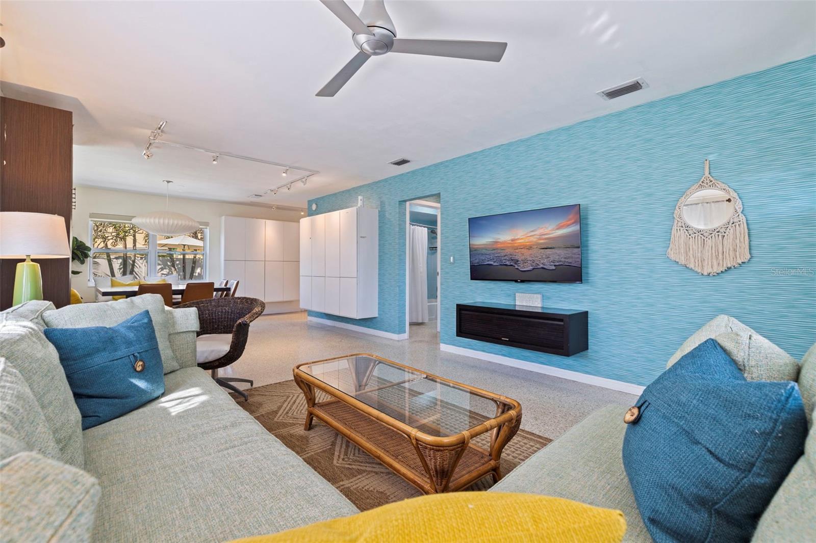 Image 28 of 58 For 627 70th Avenue