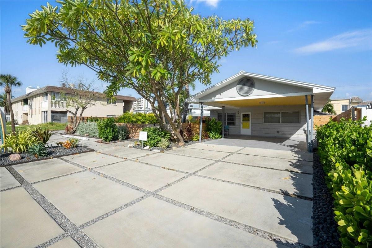 Image 4 of 58 For 627 70th Avenue