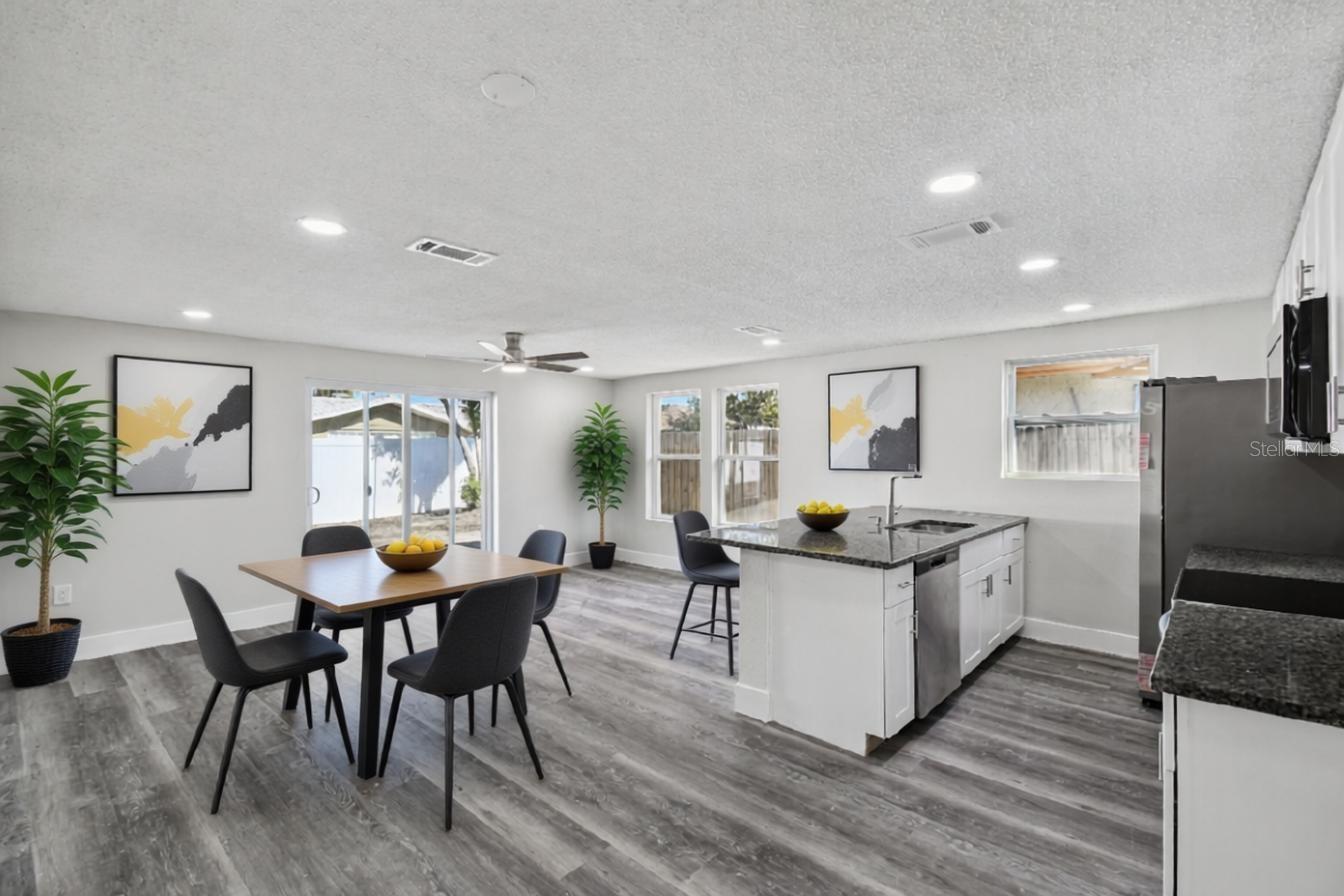 Image 16 of 54 For 7631 Briarwood Drive