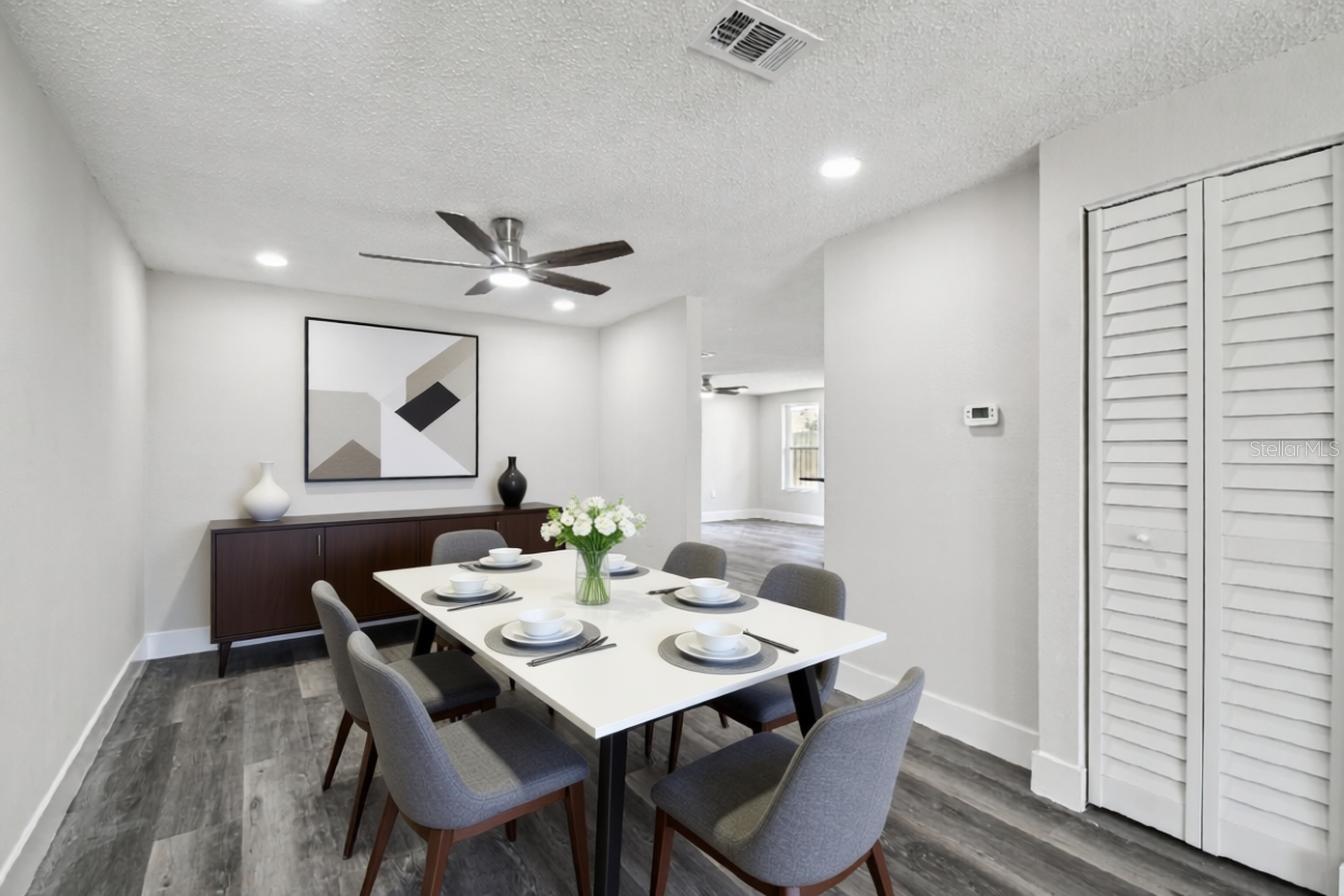 Image 19 of 54 For 7631 Briarwood Drive