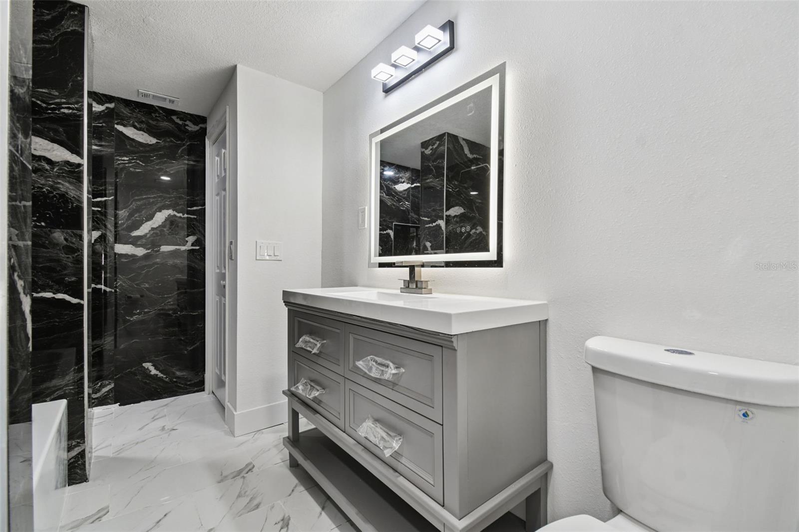 Image 23 of 54 For 7631 Briarwood Drive