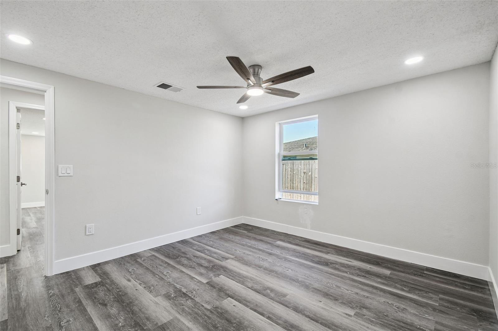 Image 38 of 54 For 7631 Briarwood Drive