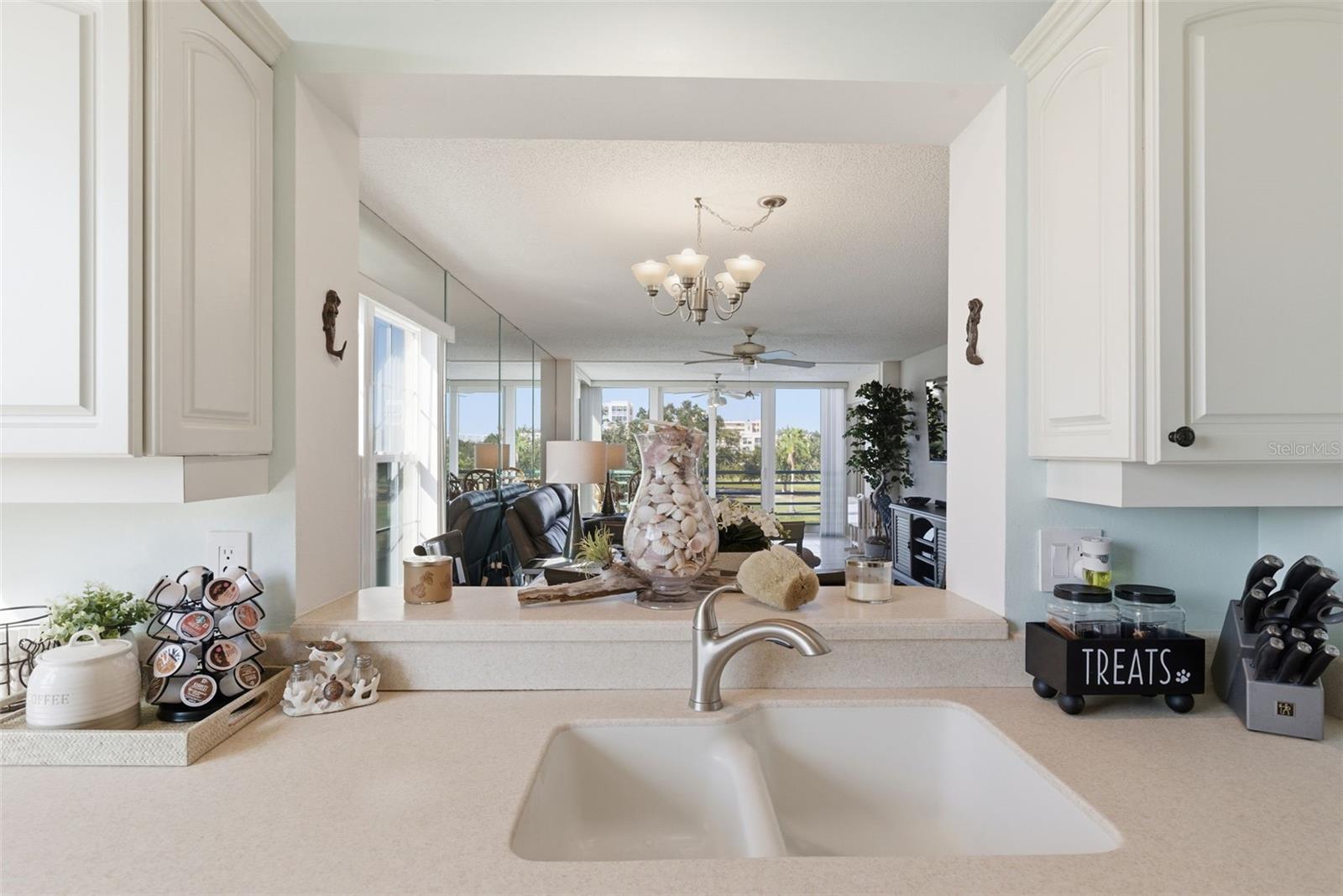 Image 10 of 66 For 4530 Pinebrook Circle 301