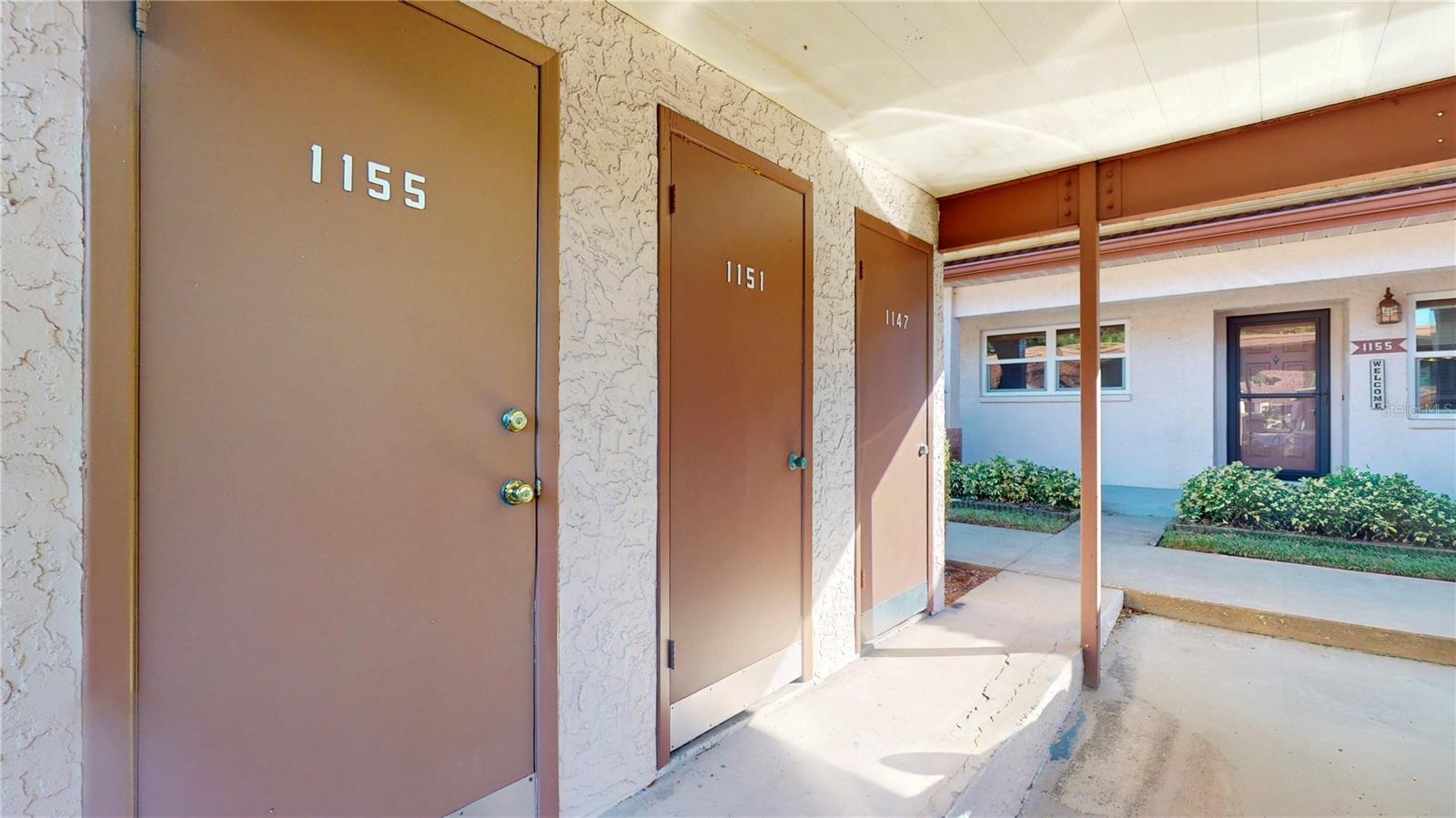 Image 22 of 32 For 1155 Montrose Place