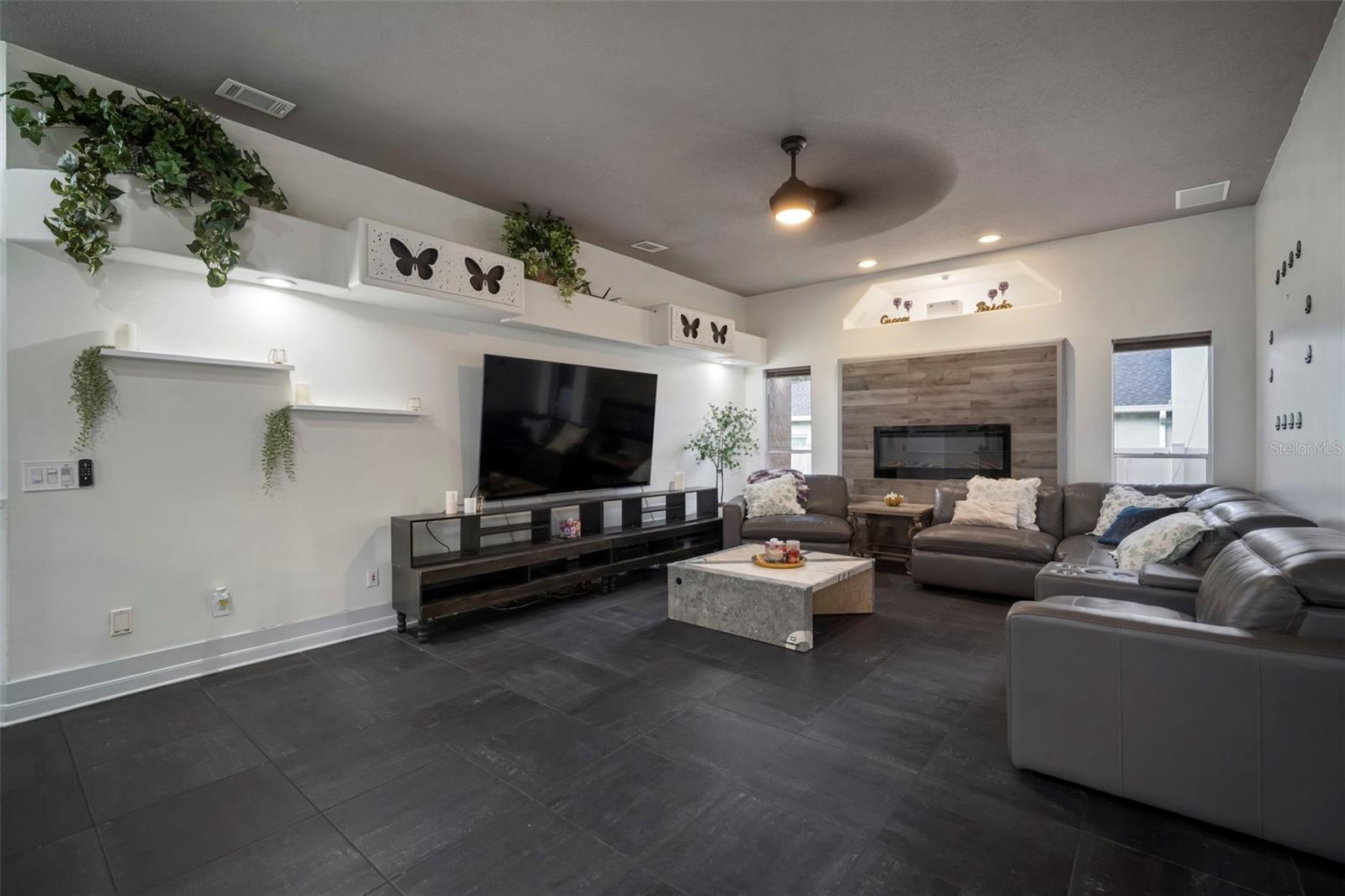 Image 24 of 72 For 424 Summit Chase Drive