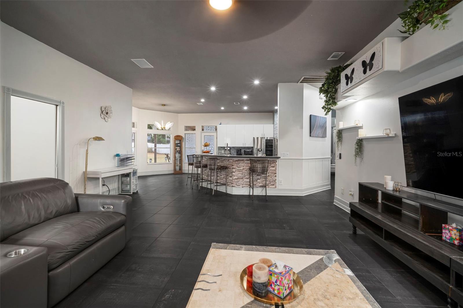 Image 25 of 72 For 424 Summit Chase Drive