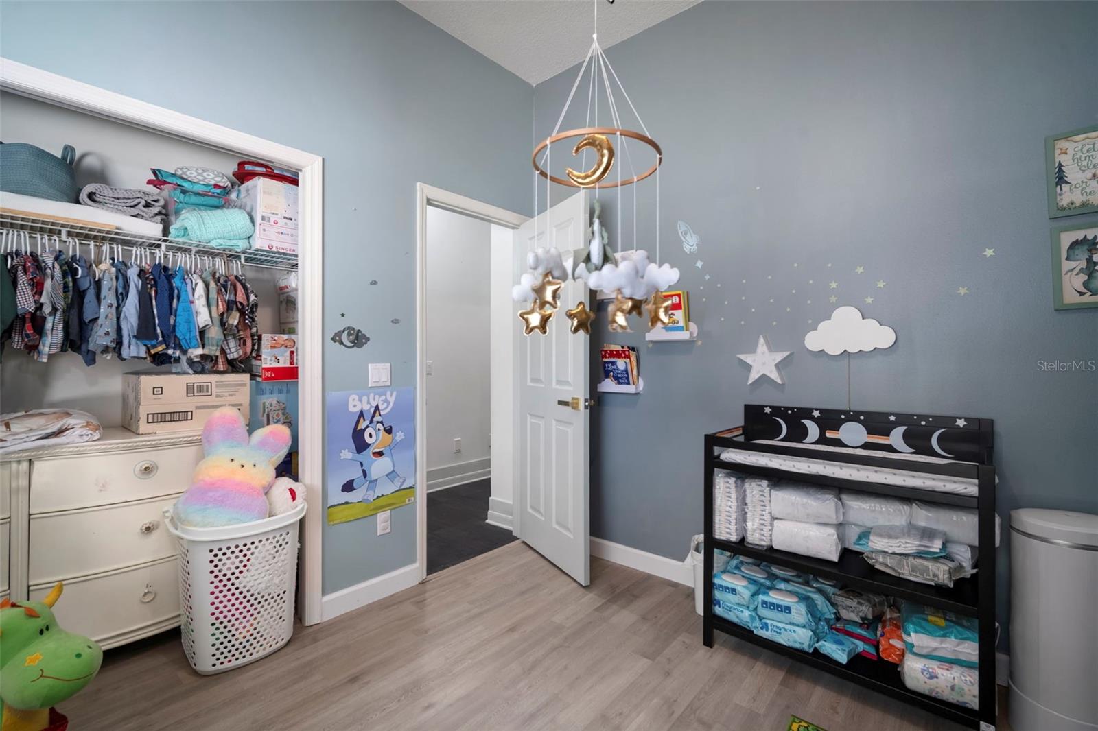 Image 36 of 72 For 424 Summit Chase Drive