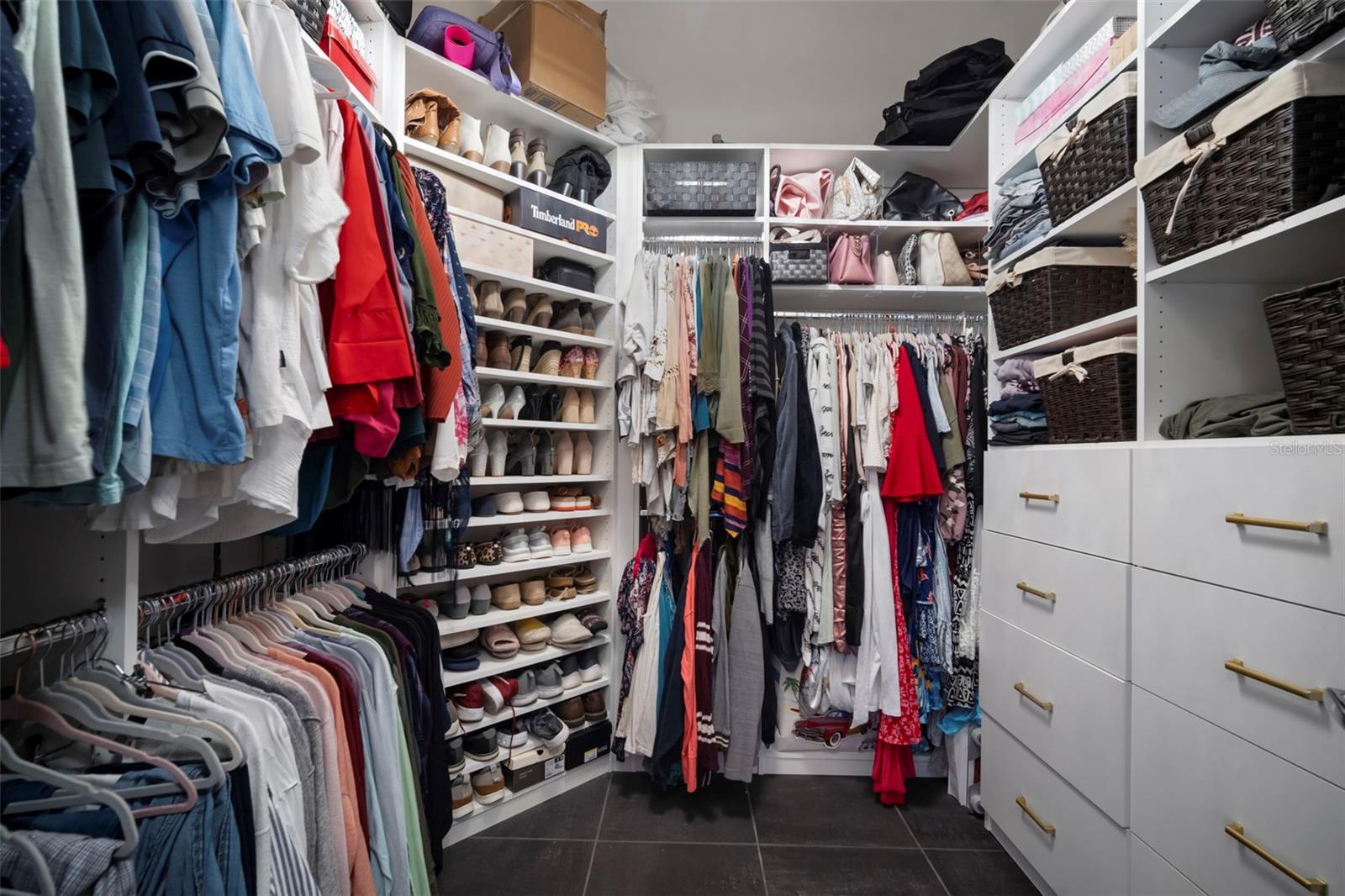 Image 45 of 72 For 424 Summit Chase Drive