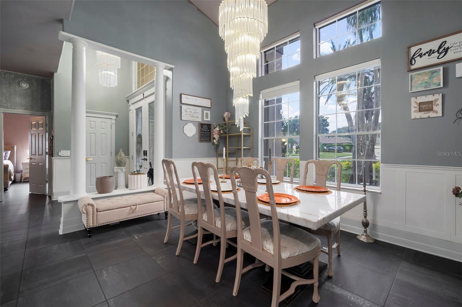 Image 8 of 72 For 424 Summit Chase Drive