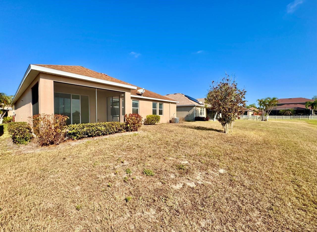 Image 32 of 36 For 610 15th Avenue Nw