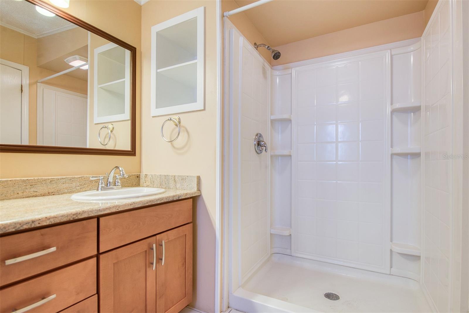 Image 27 of 52 For 8 Pelican Drive N